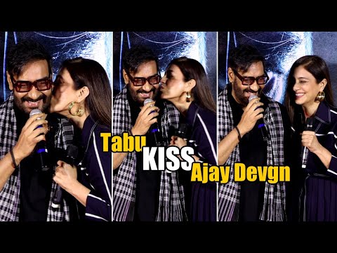 Tabu Kiss Ajay Devgn On Stage During Bhola Movie Trailer Launch!😱 Sweet Dosti Moment