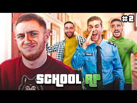 LA POLICE DÉBARQUE À L&#039;ÉCOLE ET M&#039;ACCUSE ! #2 (School RP)