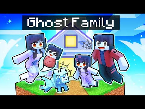 Having a GHOST FAMILY in Minecraft!