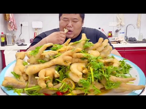 70元买4斤鸡爪，胖哥做网红酸辣柠檬凤爪，Q弹酸爽吃的停不下来！【胖猴仔】
