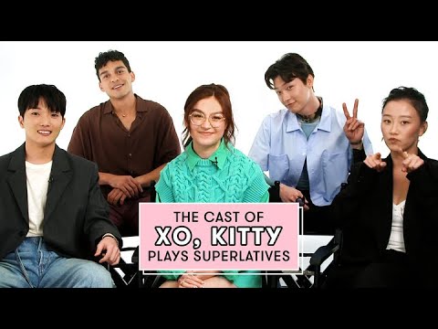 This &#039;XO, Kitty&#039; Star Made Everyone Break Character | Superlatives | Seventeen
