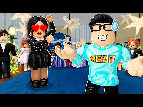 WEDNESDAY Has A CRUSH On Me! (Roblox)