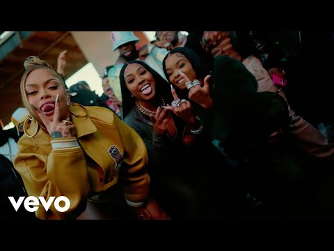Lola Brooke - Don&#039;t Play With It (Remix) (Official Video) ft. Latto, Yung Miami