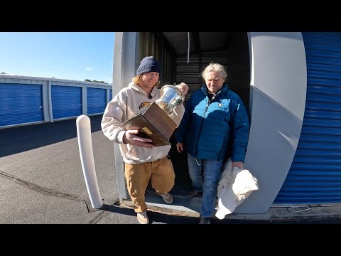 I Bought $20 Storage Unit With My Dad!