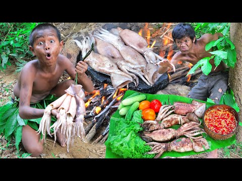 Primitive Technology - New Food Recipes In Jungle - Squid Eating