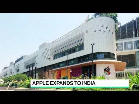 Apple Opens First Stores in India