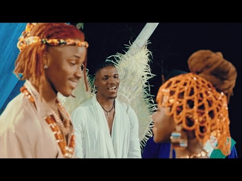 AXEL MERRYL &quot;EMBRASSER LA MARIÉE&quot; CLIP OFFICIEL